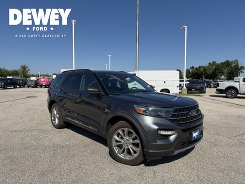 Used 2020 Ford Explorer XLT w/ Equipment Group 202A AWD/4WD image 1
