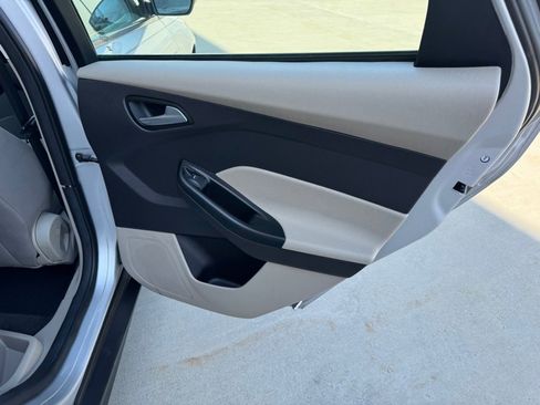 Used 2014 Ford Focus SE image 20