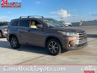 Used 2018 Toyota Highlander XLE w/ Carpet Mat Package (TMS) FWD video 1