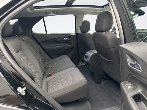 Used 2020 Chevrolet Equinox LT AWD/4WD image 18