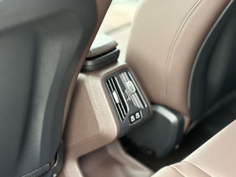 Used 2025 BMW X1 xDrive28i w/ Convenience Package image 21