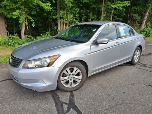 Used 2010 Honda Accord LX-P image 1