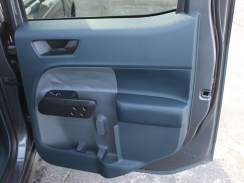 New 2026 Ford Maverick Lariat w/ Black Appearance Package image 14