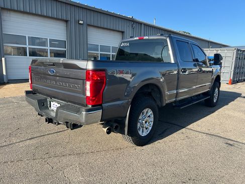 Used 2022 Ford F250 XLT image 5