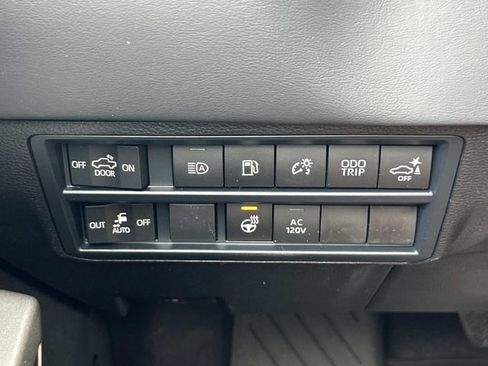New 2026 Toyota Tundra Platinum AWD/4WD image 34
