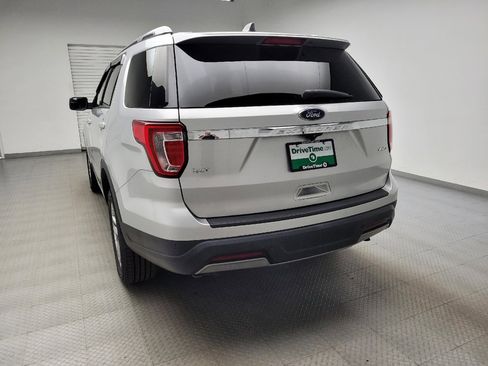Used 2019 Ford Explorer XLT AWD/4WD image 6