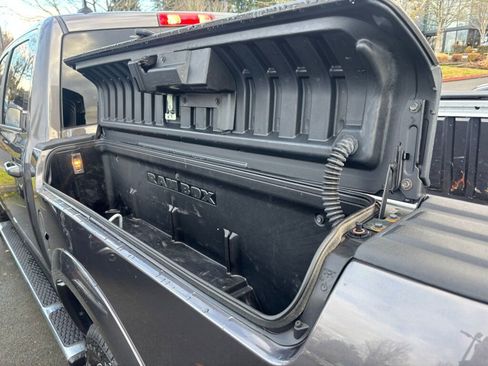 Used 2017 RAM 1500 Laramie w/ Convenience Group image 11