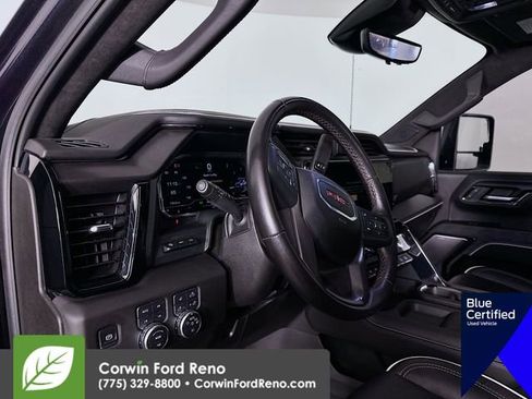 Used 2025 GMC Sierra 2500 AT4X image 12