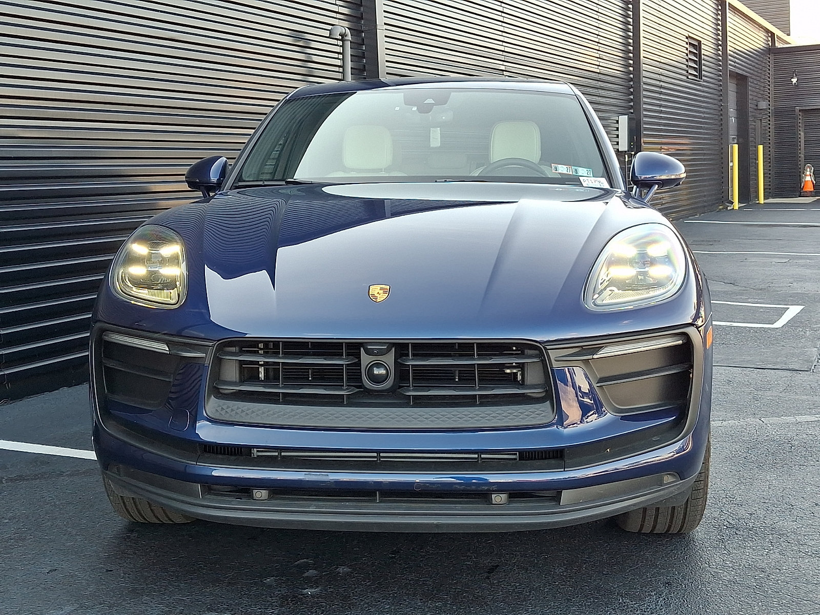 Used 2026 Porsche Macan AWD/4WD image 10