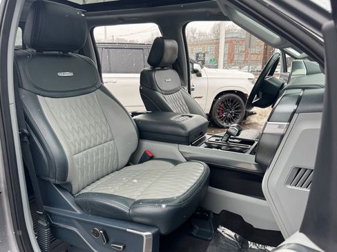 Used 2021 Ford F150 Limited image 6