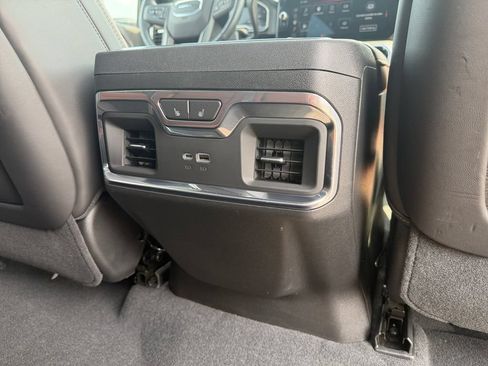 Used 2024 GMC Sierra 3500 Denali Ultimate AWD/4WD image 24