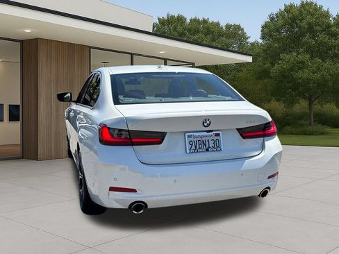 Used 2026 BMW 330i Sedan w/ Premium Package RWD image 11