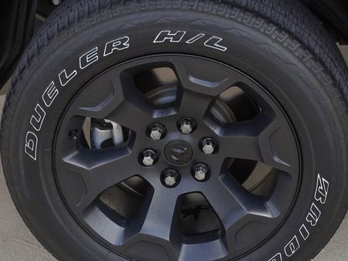Used 2025 RAM 1500 Big Horn AWD/4WD image 11