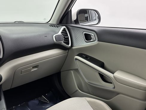 Used 2021 Kia Soul LX image 25