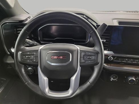 Used 2024 GMC Sierra 1500 Elevation AWD/4WD image 6