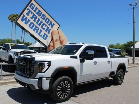 Used 2024 GMC Sierra 2500 Denali Ultimate w/ Max Trailering Package image 1