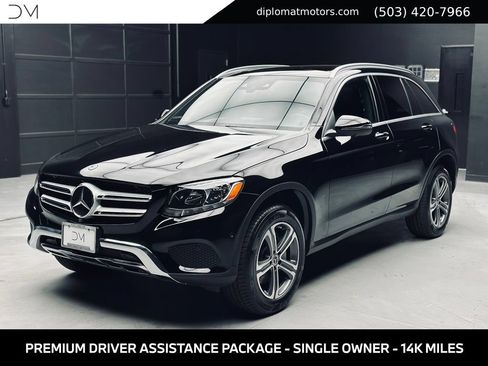 Used 2018 Mercedes-Benz GLC 300 4MATIC image 1