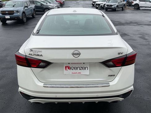 Used 2023 Nissan Altima 2.5 SV w/ SV Premium Package AWD/4WD image 6