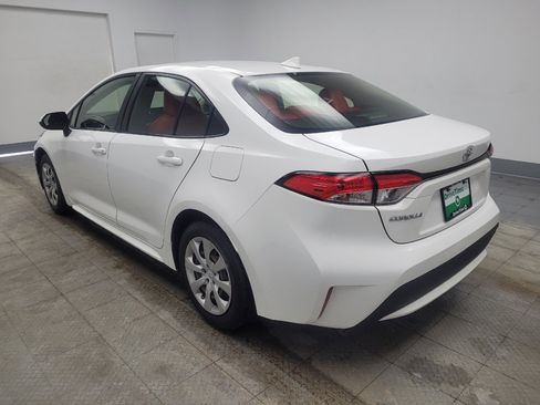 Used 2021 Toyota Corolla LE w/ Carpet Mat Package (TMS) image 5