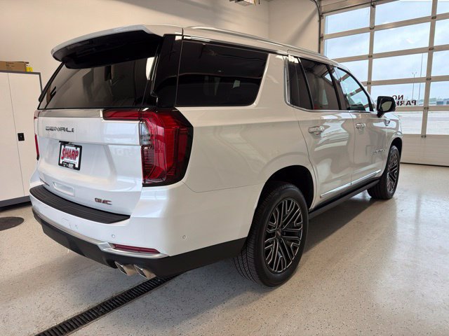 Used 2025 GMC Yukon Denali w/ Sun & Power Step Package AWD/4WD image 9