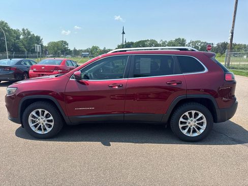 Used 2019 Jeep Cherokee Latitude w/ Popular Appearance Group AWD/4WD image 8