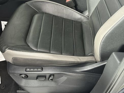 Used 2021 Volkswagen Atlas SEL Premium AWD/4WD image 12