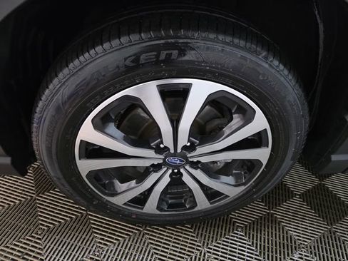 Used 2023 Subaru Forester Limited image 10