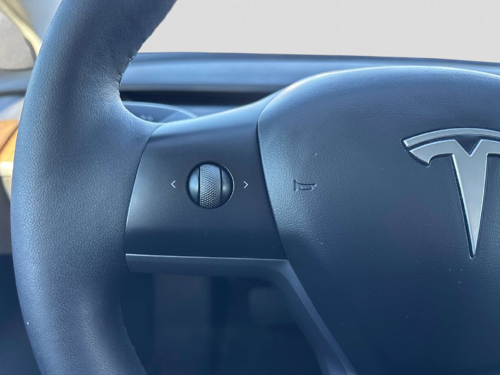 Used 2023 Tesla Model 3 Standard Range RWD image 24
