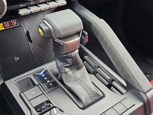 New 2026 Toyota Tacoma SR5 image 18