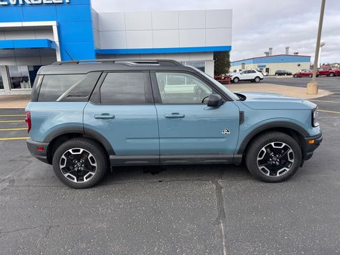 Used 2021 Ford Bronco Sport Outer Banks image 2