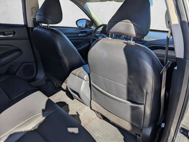 Used 2022 Nissan Altima 2.5 SR w/ Midnight Edition Package FWD image 29