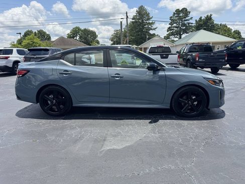 Used 2024 Nissan Sentra SR w/ SR Premium Package FWD image 7