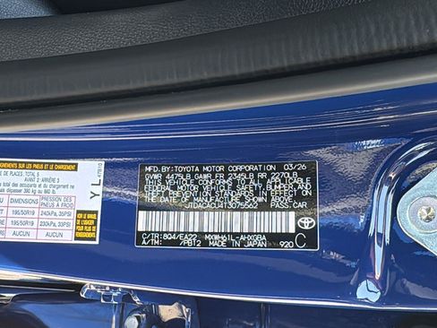 Used 2026 Toyota Prius Plug-In Hybrid FWD image 26