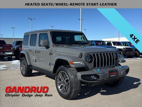 Used 2023 Jeep Wrangler Unlimited Sahara image 1