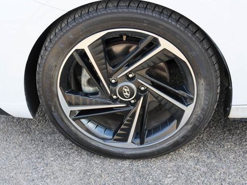 Used 2022 Hyundai Elantra N Line w/ Preferred Accessory Package image 7