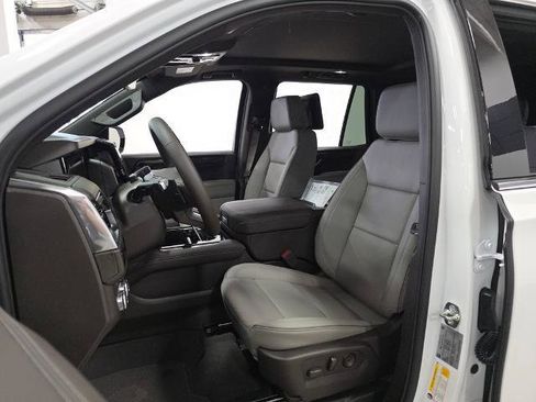 New 2026 GMC Yukon Elevation image 10