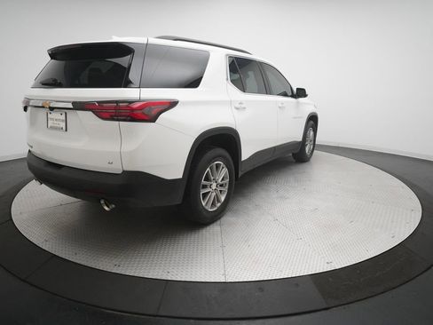 Used 2023 Chevrolet Traverse LT image 36
