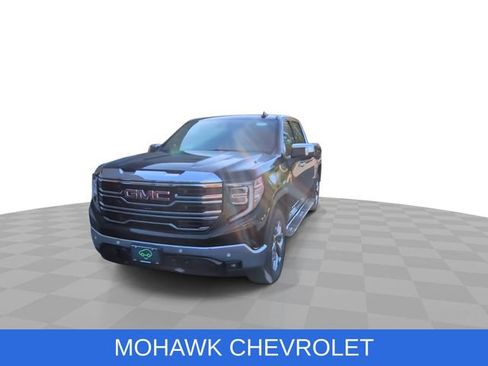Certified 2026 GMC Sierra 1500 SLT w/ SLT Premium Plus Package AWD/4WD image 3