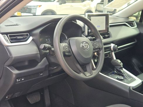 Used 2024 Toyota RAV4 XLE image 11