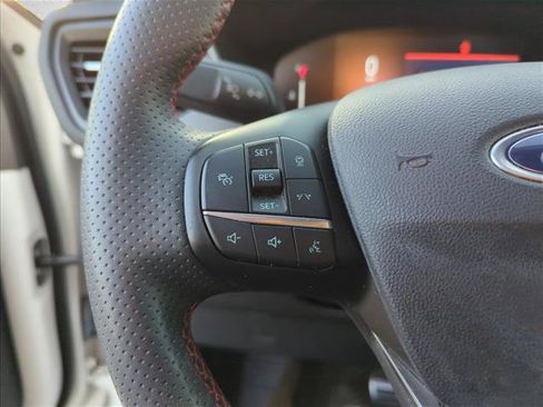Used 2023 Ford Escape ST-Line w/ Tech Pack #1 FWD image 14