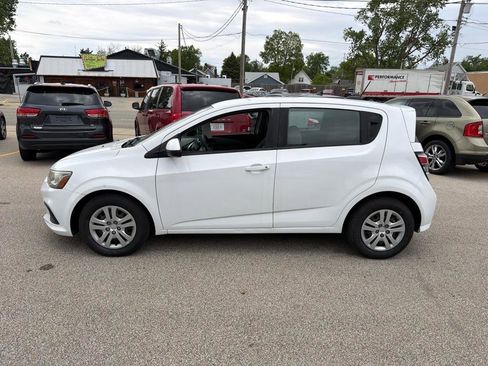 Used 2017 Chevrolet Sonic LT FWD image 4