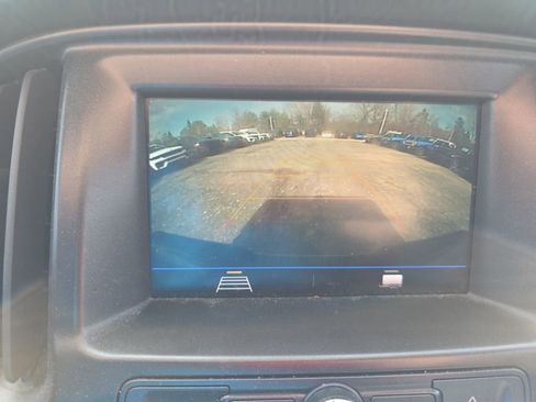 Used 2022 Chevrolet Colorado W/T w/ Custom Special Edition image 18