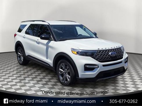 Certified 2023 Ford Explorer XLT w/ Equipment Group 202A RWD image 1
