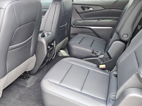 New 2026 Chevrolet Traverse Z71 w/ Driver Confidence Package AWD/4WD image 16