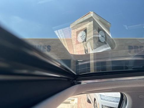 Used 2021 Hyundai Palisade Limited image 6