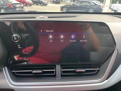 New 2026 Chevrolet Trax RS FWD image 23