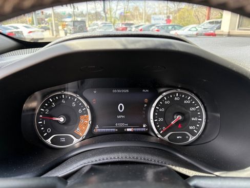 Used 2021 Jeep Renegade Latitude image 21