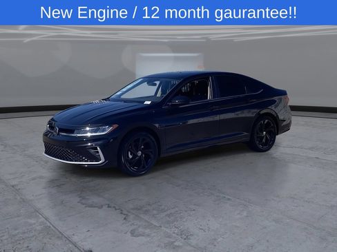 New 2026 Volkswagen Jetta SE FWD image 3