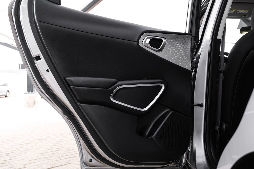 Used 2022 Kia Soul LX w/ Technology Package FWD image 43