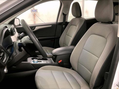 Used 2022 Ford Escape S image 24